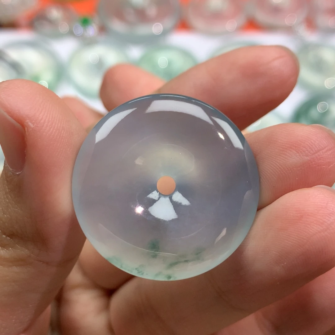 翡翠未镶嵌颈饰28