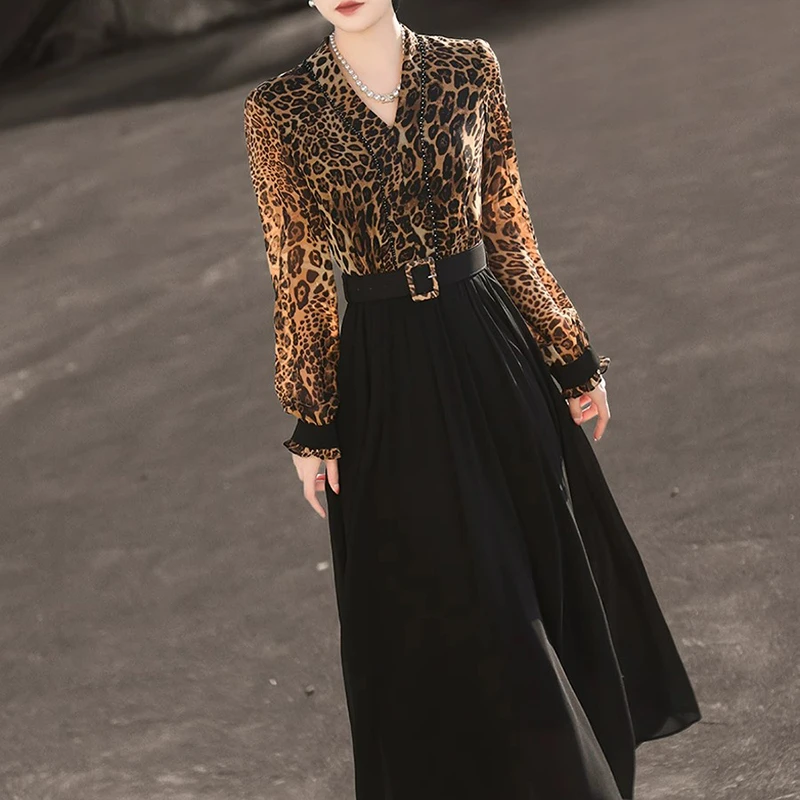 【有里布】2025春季新款气质复古印花假两件拼接长袖V领连衣裙D0608