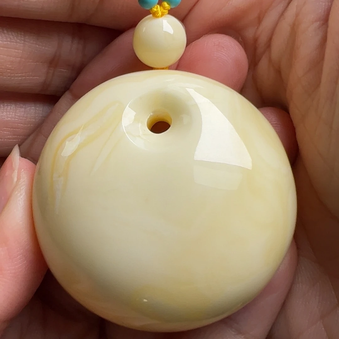 蜜蜡毛衣链未镶嵌无优化无烤色无补胶无覆膜无辐照无煮蜜