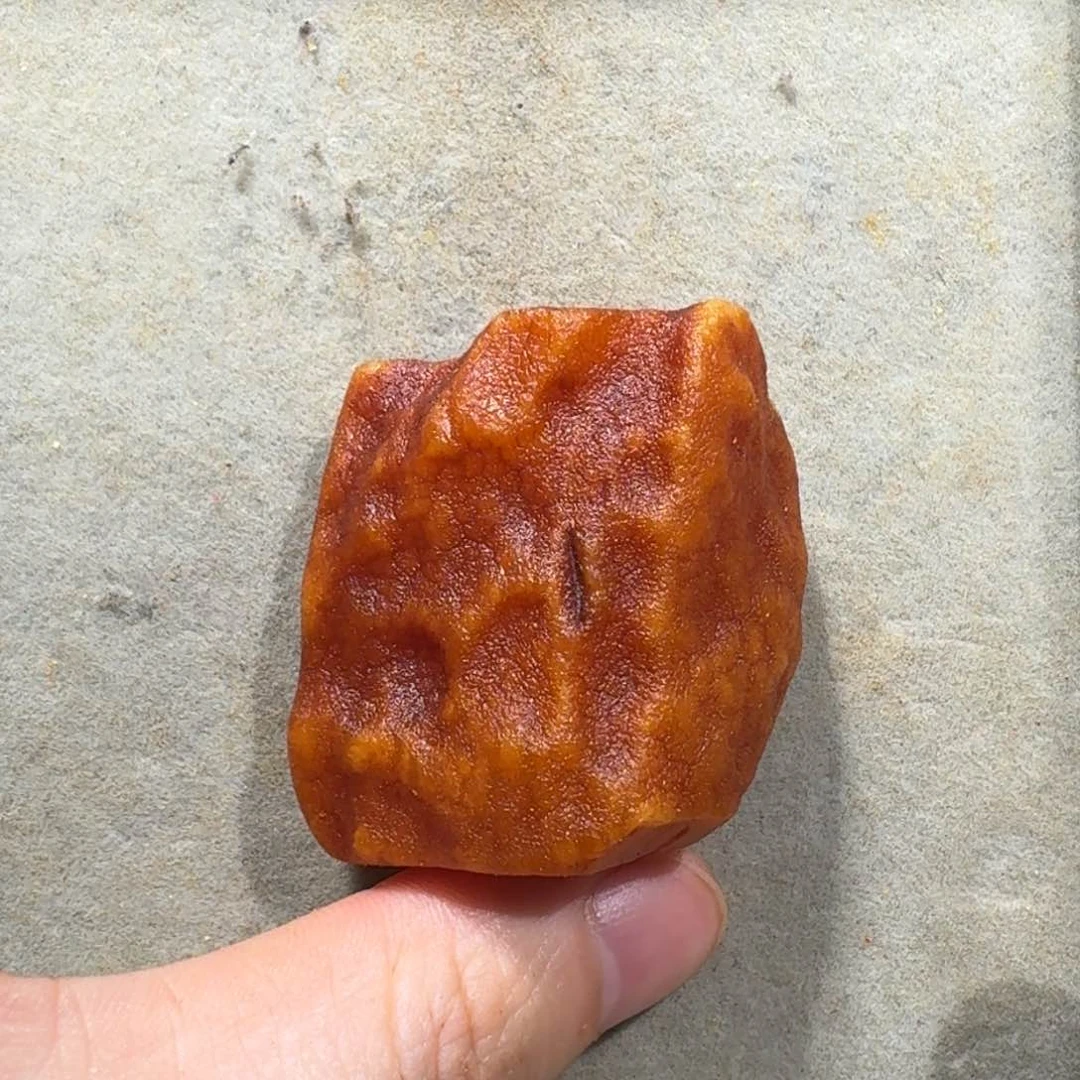 未镶嵌定制琥珀定制