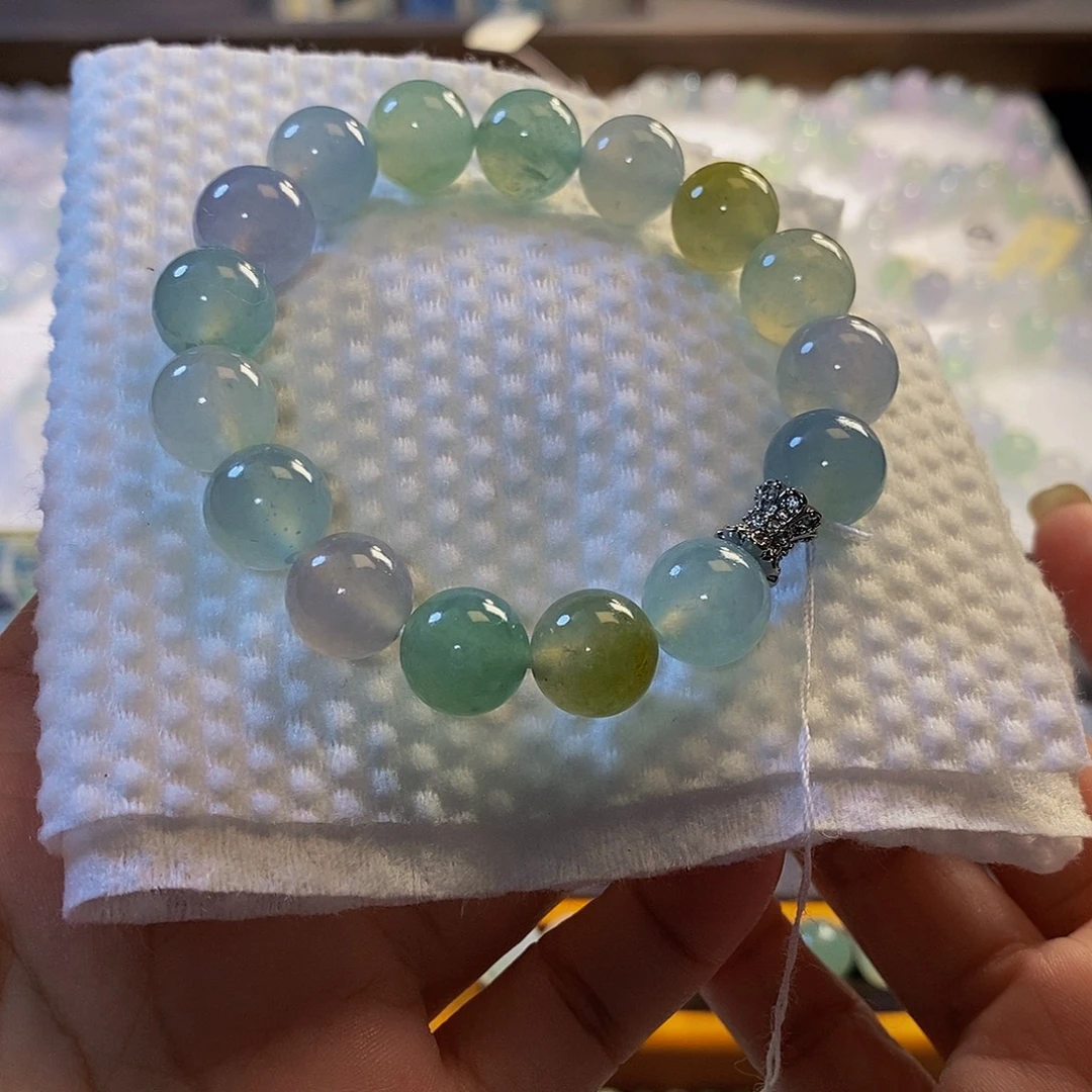 定制翡翠未镶嵌翡翠.
