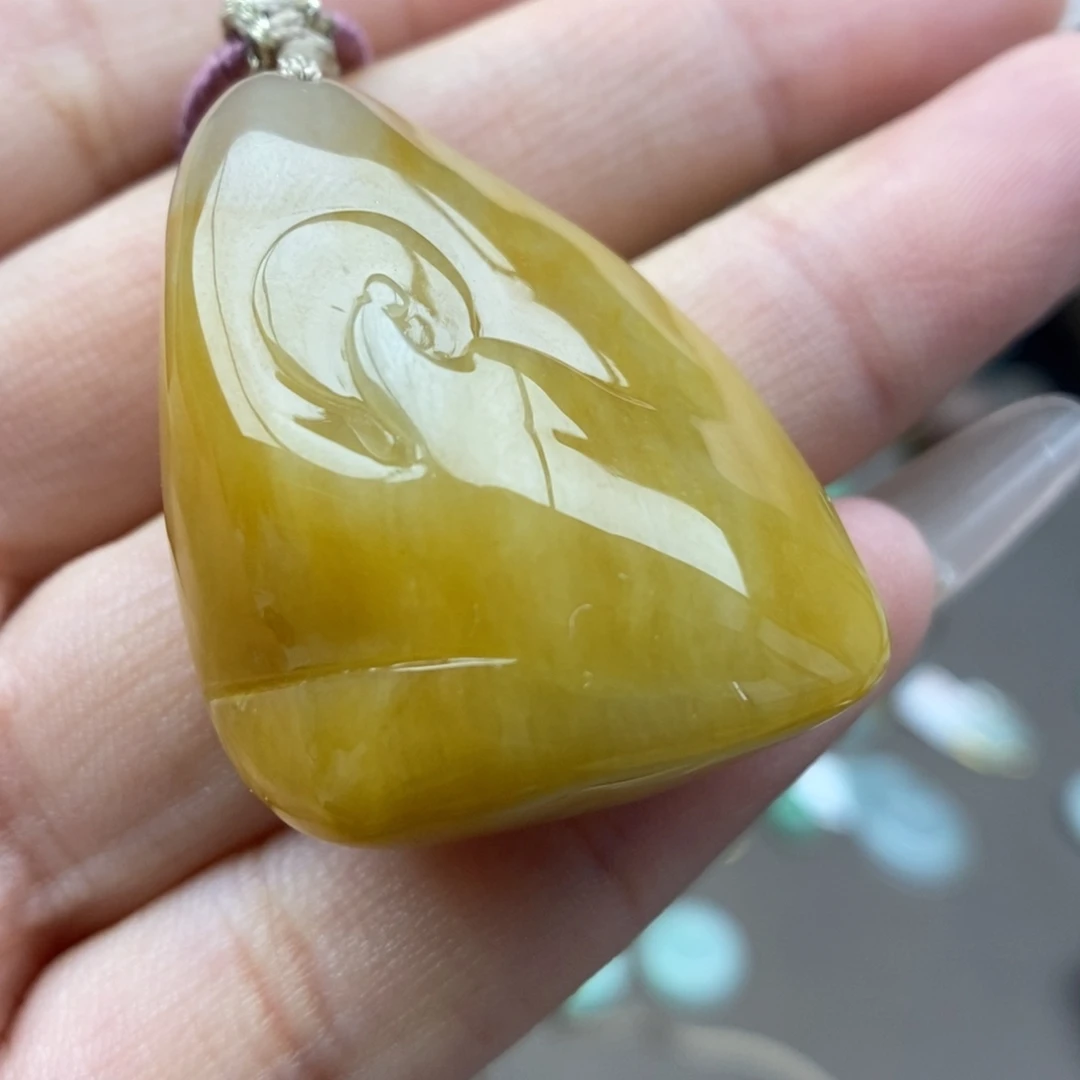 翡翠未镶嵌颈饰吊坠43
