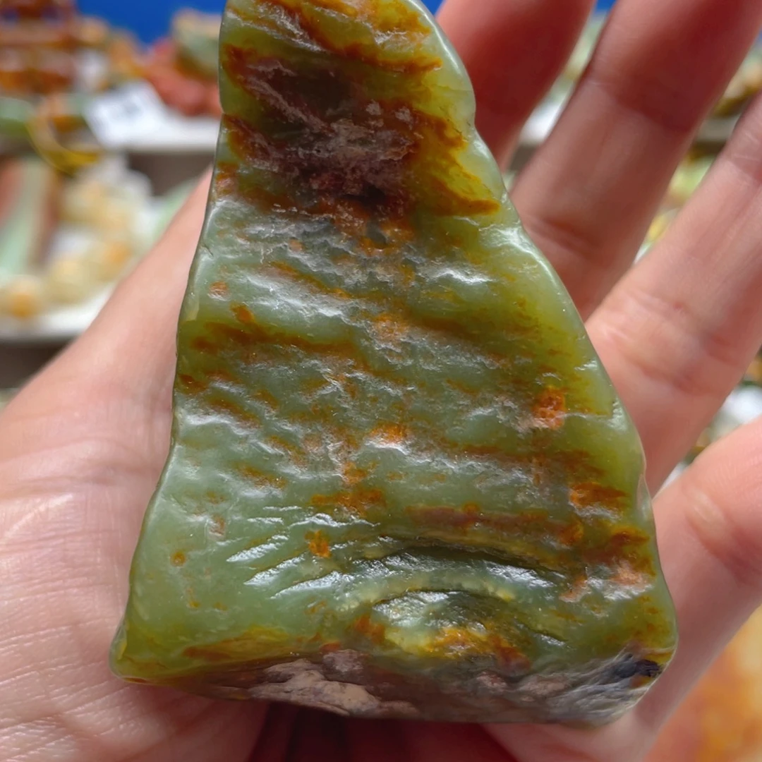 透闪石质玉未镶嵌把件