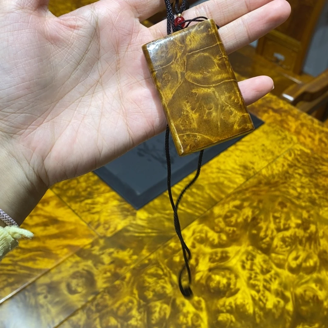 金丝楠黄金樟无事牌