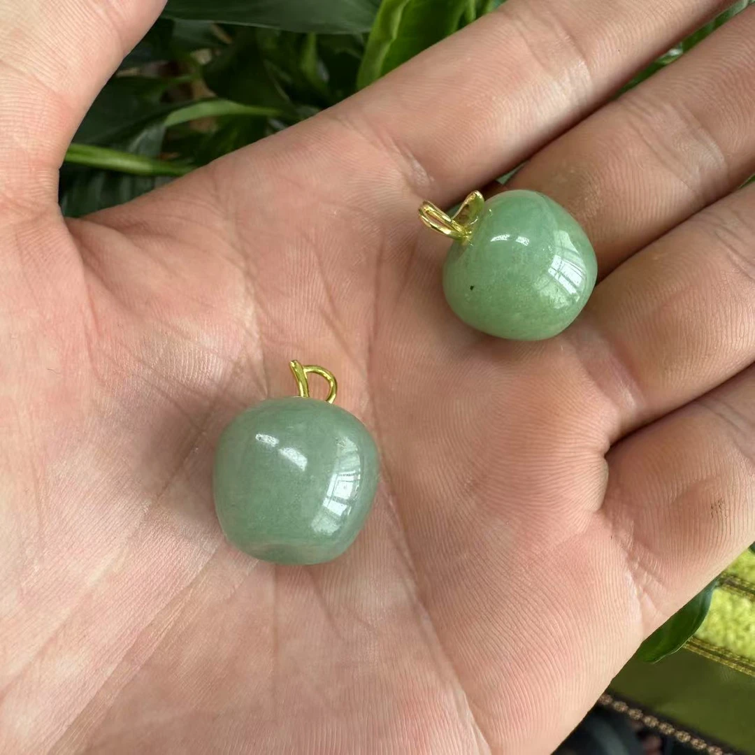 D306 天然东陵玉苹果吊坠 拍一发一多样性发其一