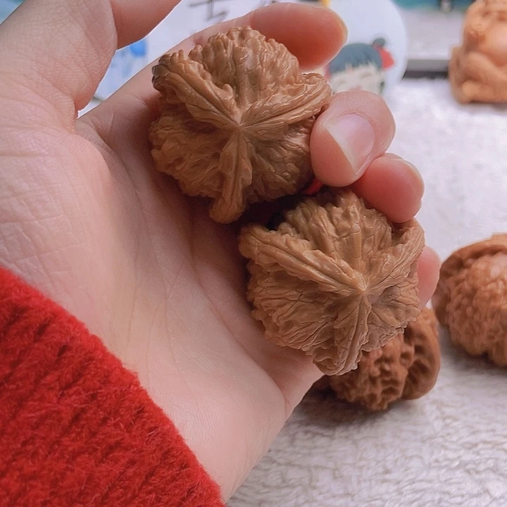 吊坠文玩核桃吼*三棱