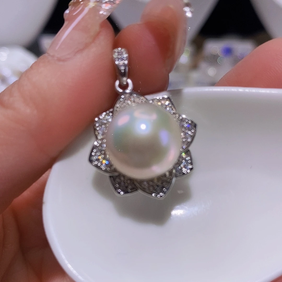 淡水珍珠颈饰合金