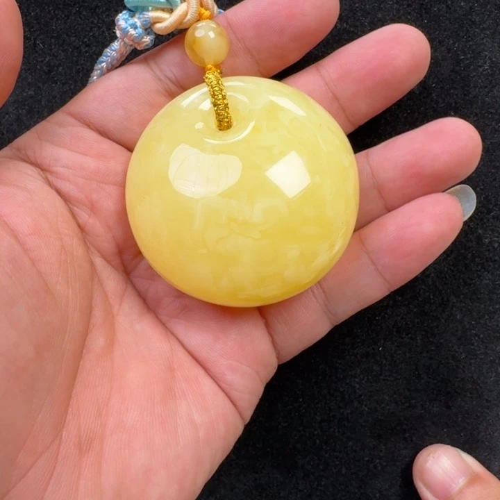 蜜蜡未镶嵌珠宝奇石