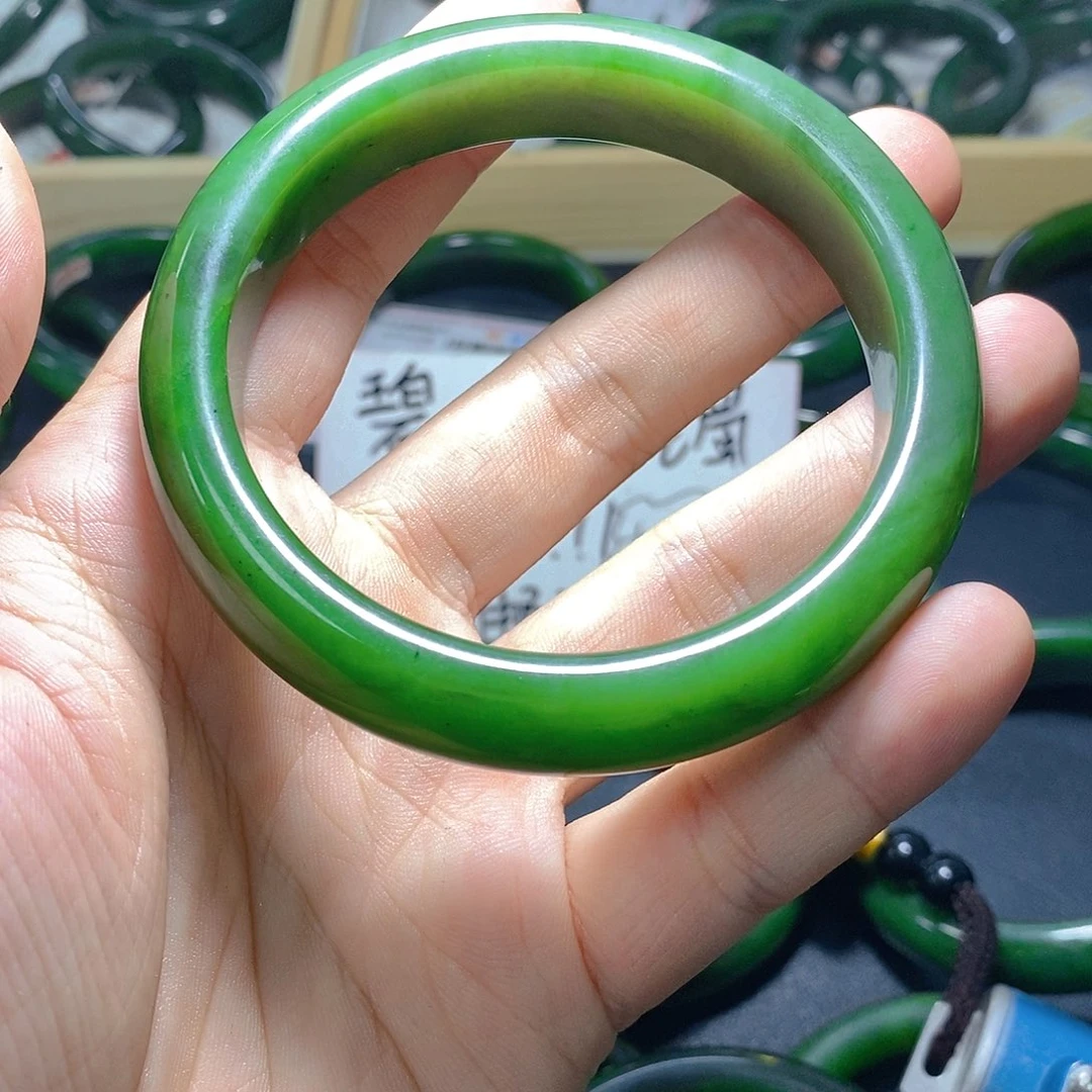 ****光和田玉（碧玉）未镶嵌手链