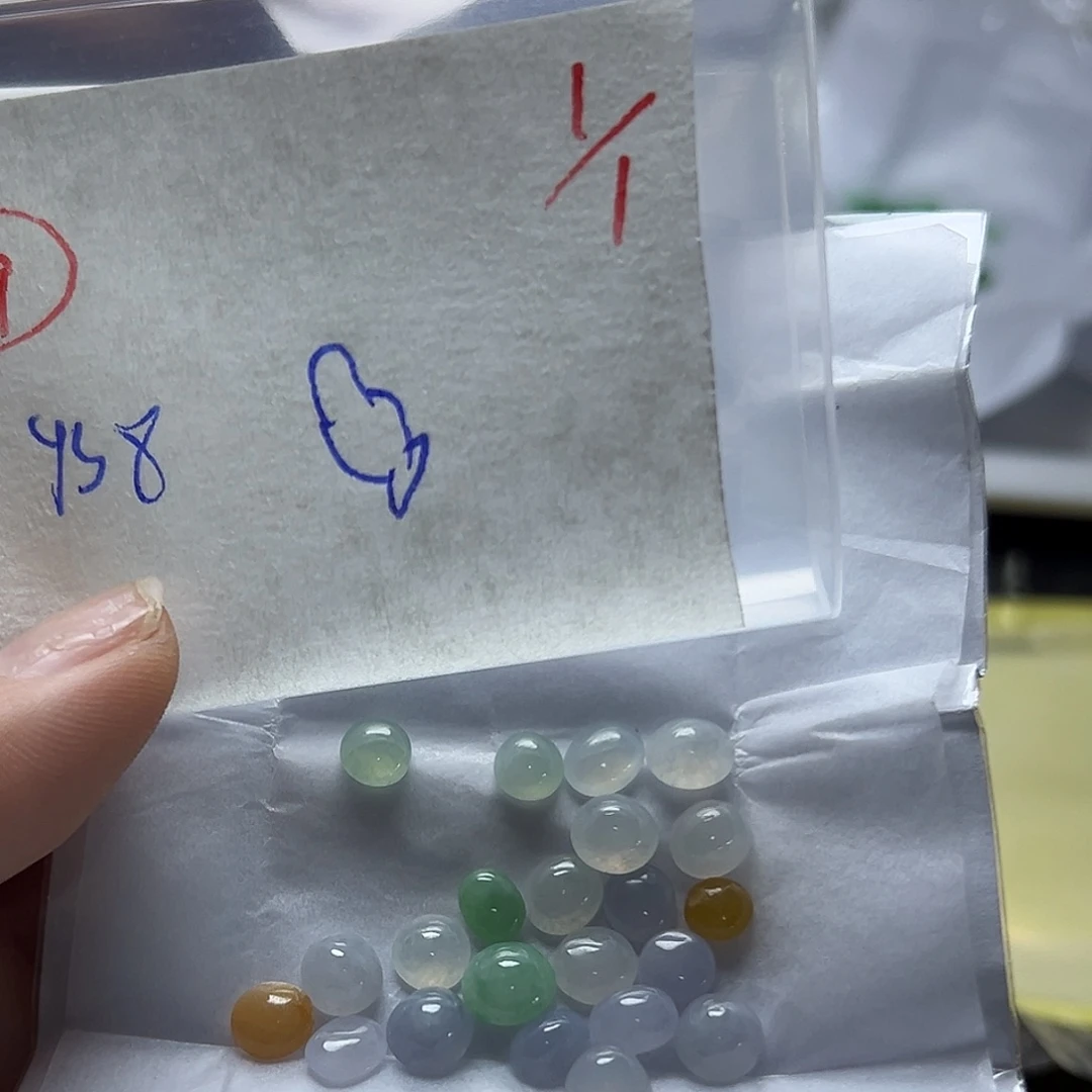 定制翡翠未镶嵌翡翠