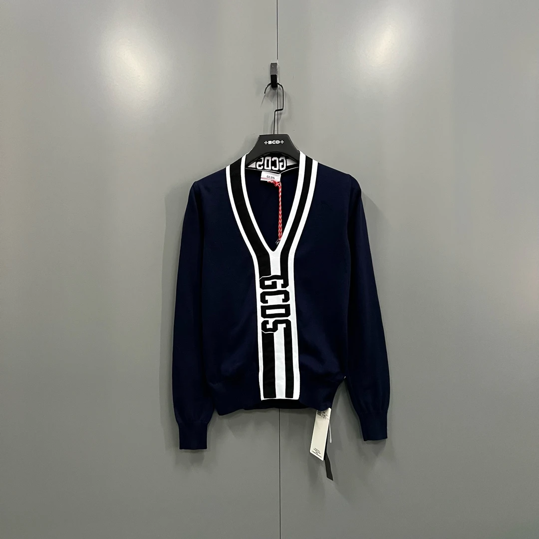 未使用 maje tt4 GCDS 条纹logo印花V领毛衣 XS码/020228