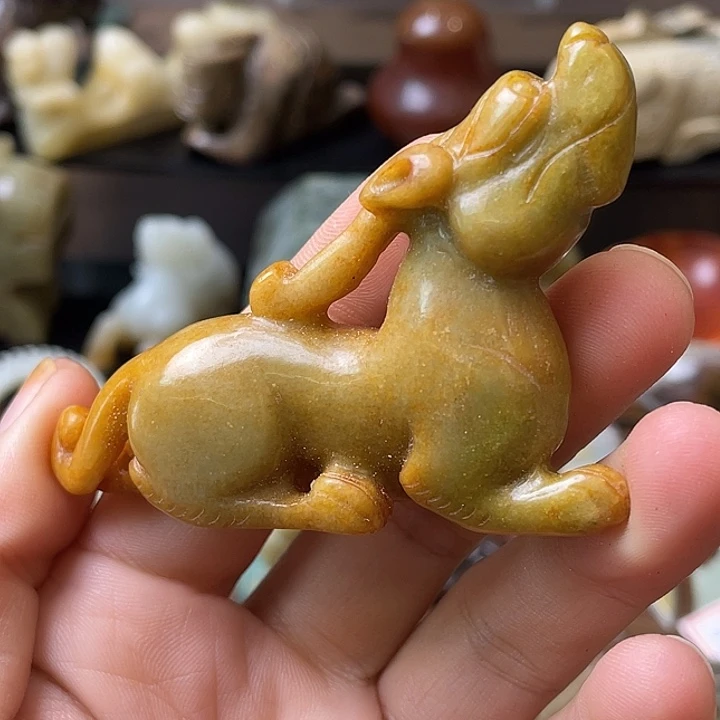 和田玉（糖玉）未镶嵌颈饰