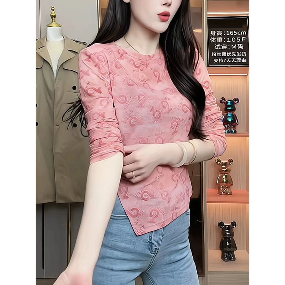 2025新款时尚圆领字母印花长袖T恤女修身显瘦网纱打底衫百搭上衣
