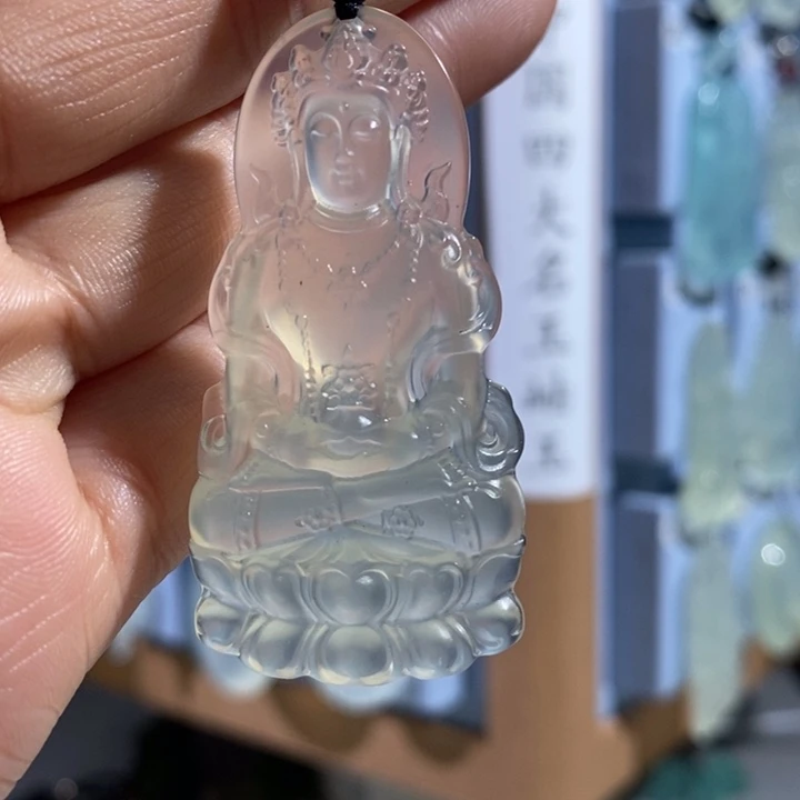 岫玉未镶嵌颈饰吊坠