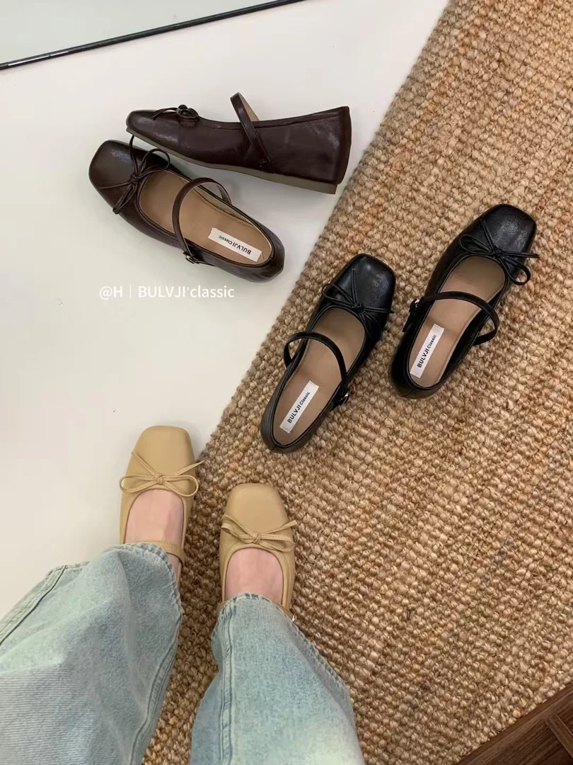 881-92 JIJI 内增高法式晚晚风通勤玛丽珍单鞋女新款坡跟鞋奶奶鞋