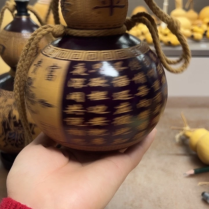 来咯哦我摸摸摸摸哦哦