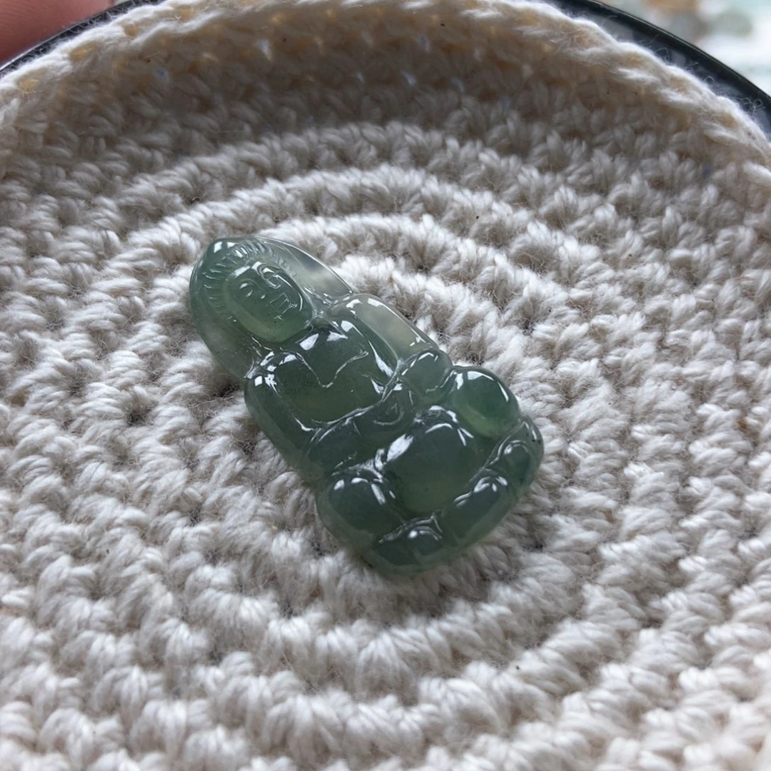 ****.翡翠未镶嵌颈饰翡翠