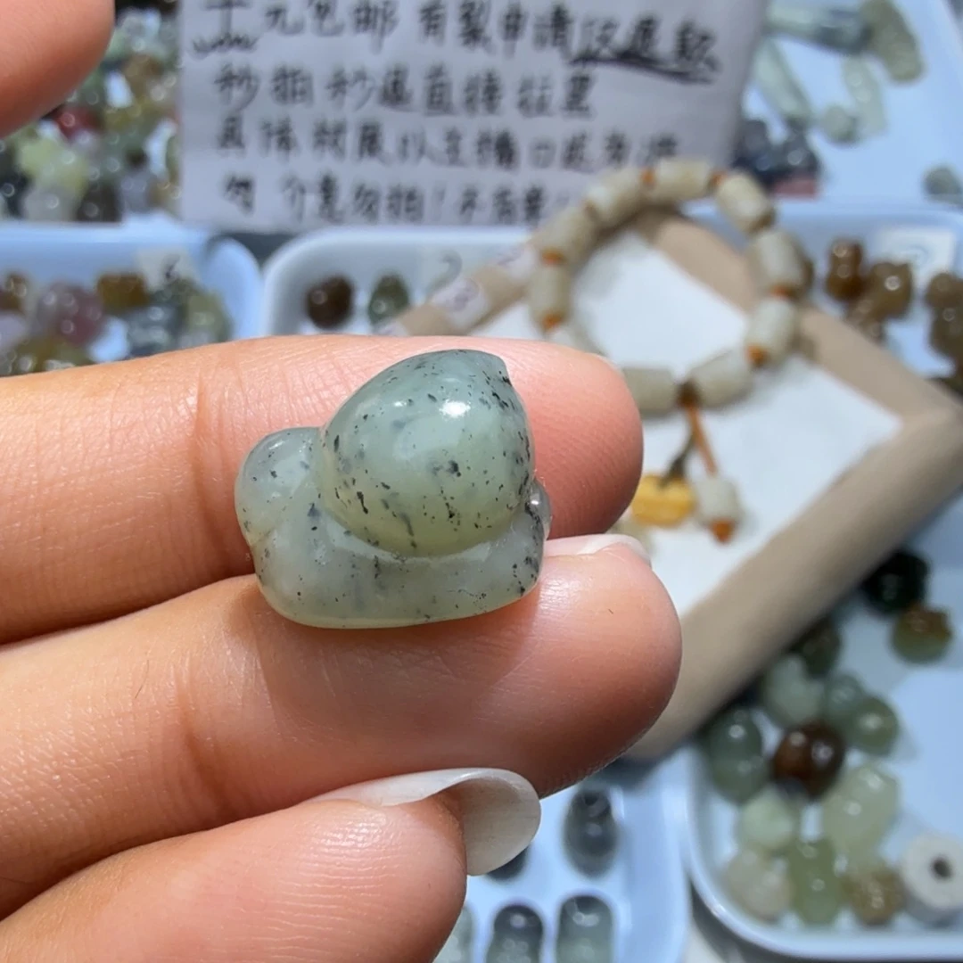 和田玉未镶嵌珠宝奇石