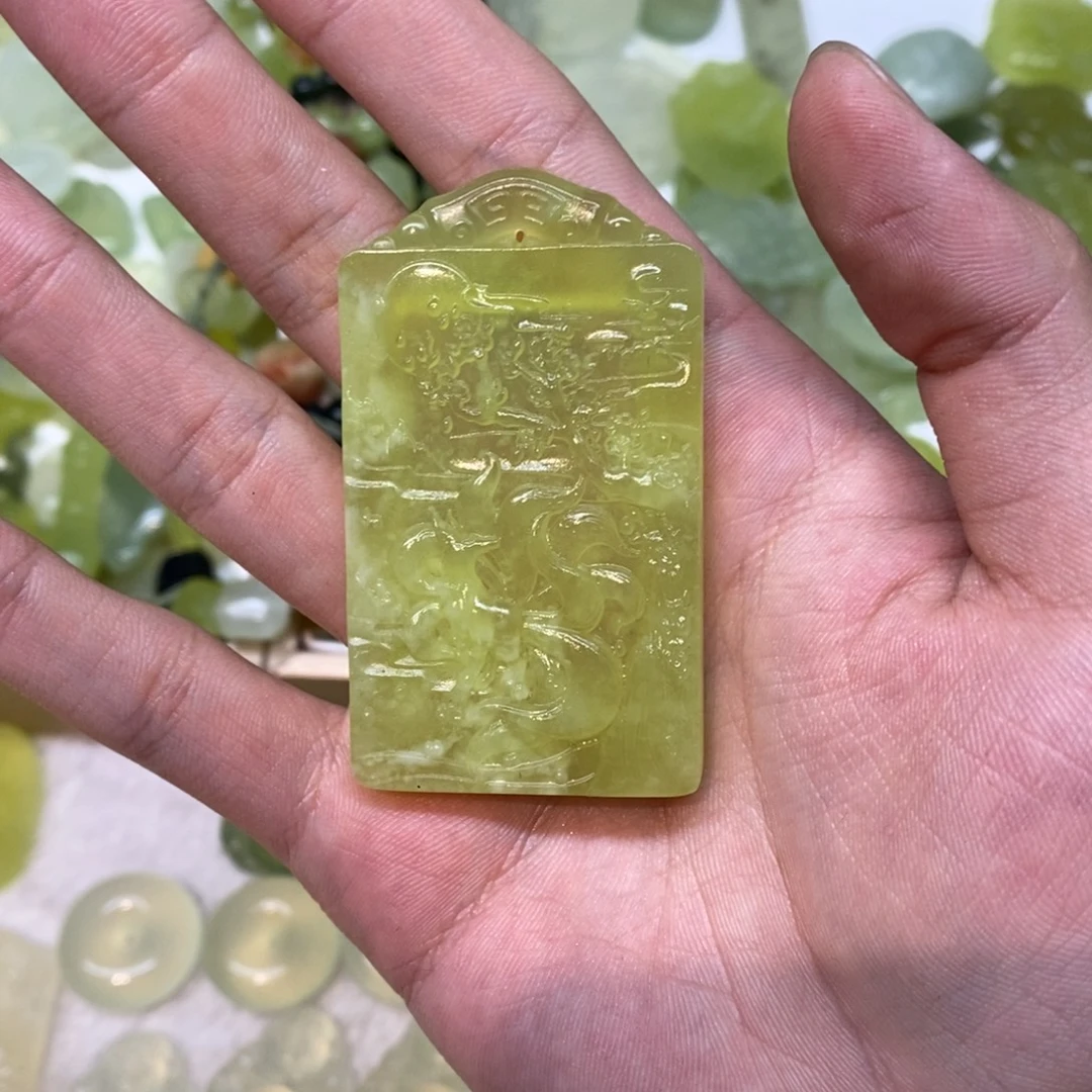 岫玉未镶嵌吊坠(不含链)