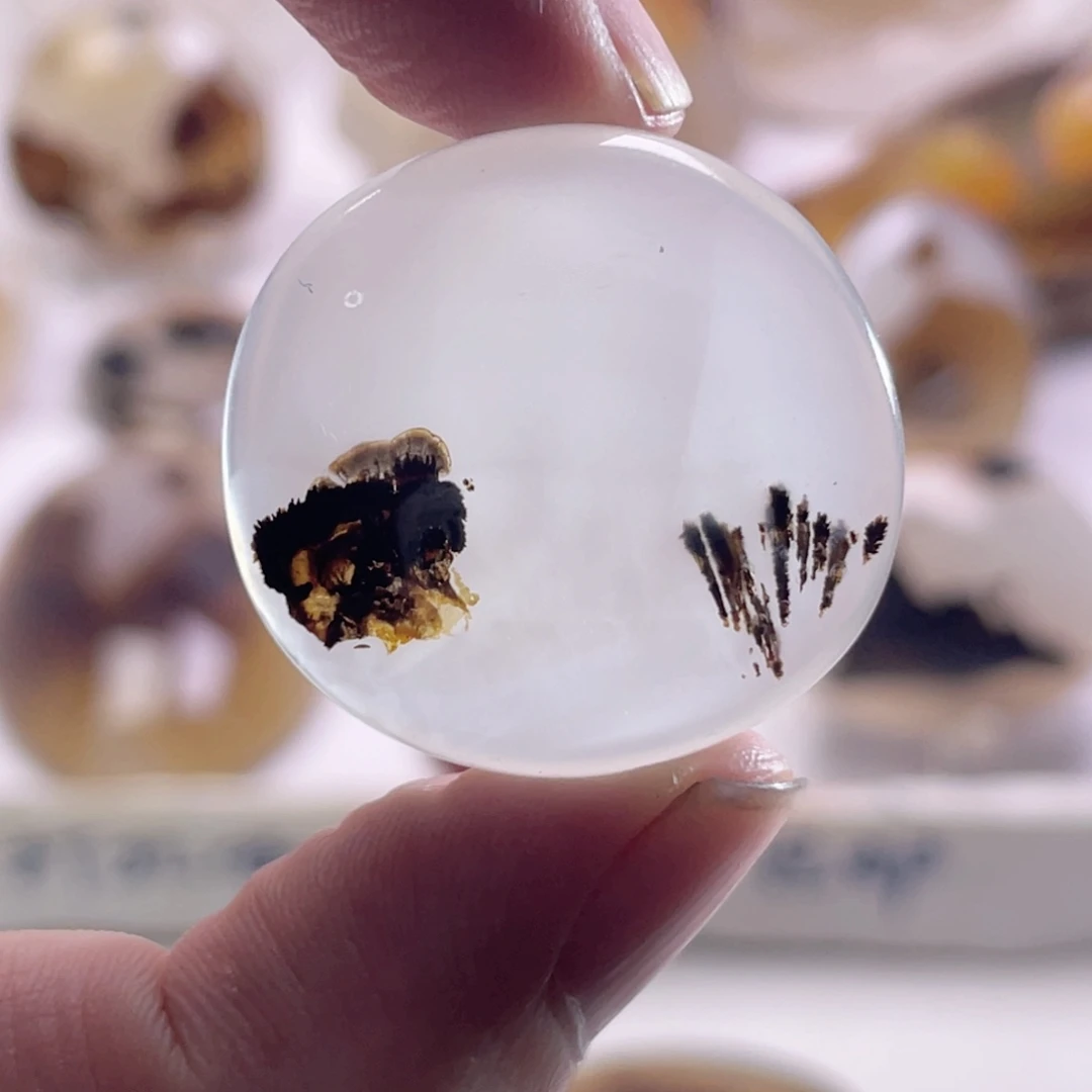 玛瑙/玉髓未镶嵌珠宝奇石