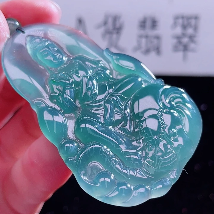 翡翠颈饰未镶嵌999999999999