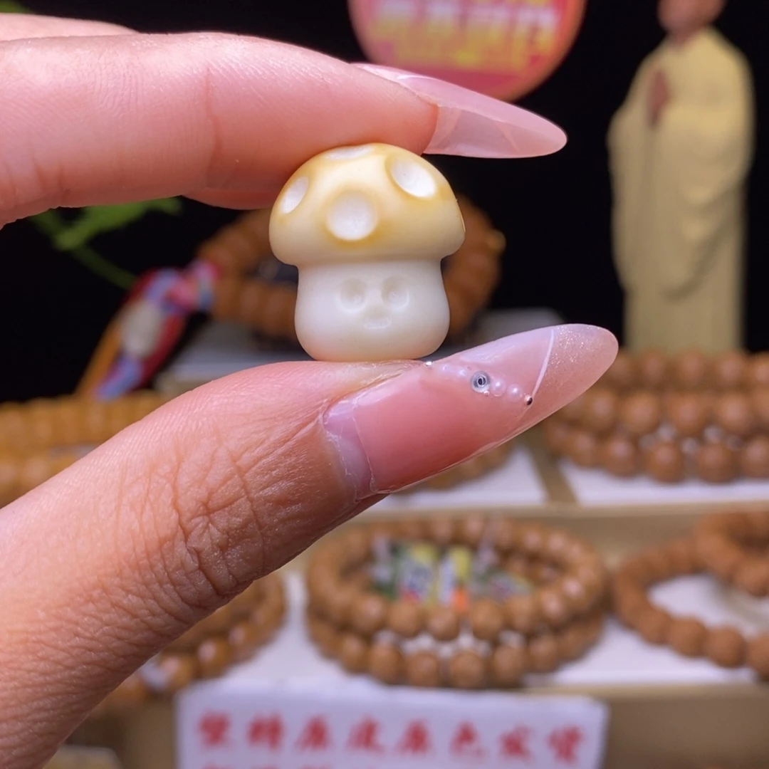 核桃其他行*屁桃配饰