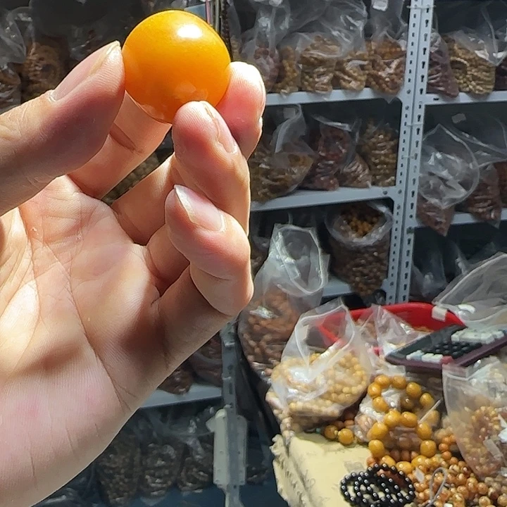 蜜蜡未镶嵌手链24墩子多样性发其一