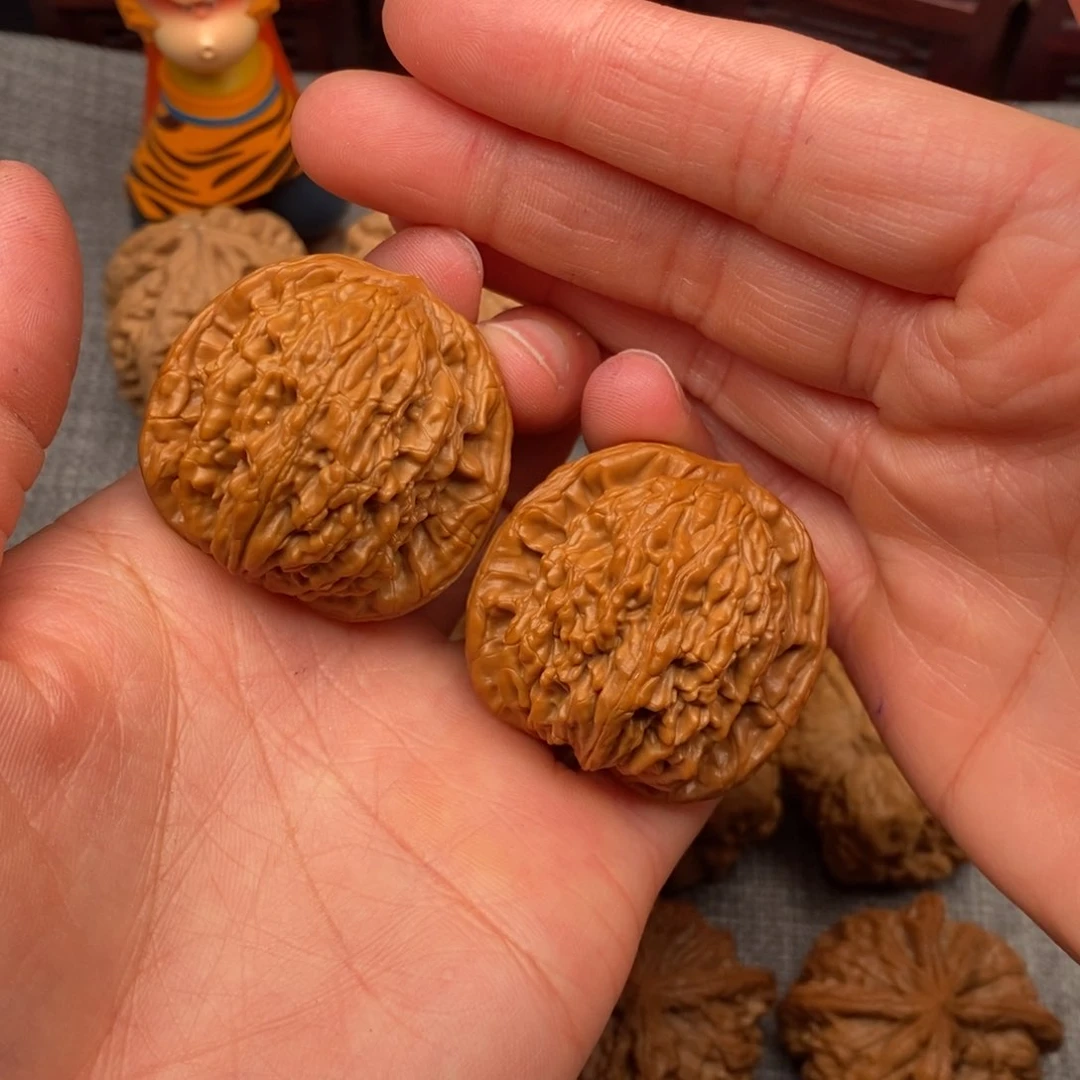 文玩核桃把件²****安39虎头