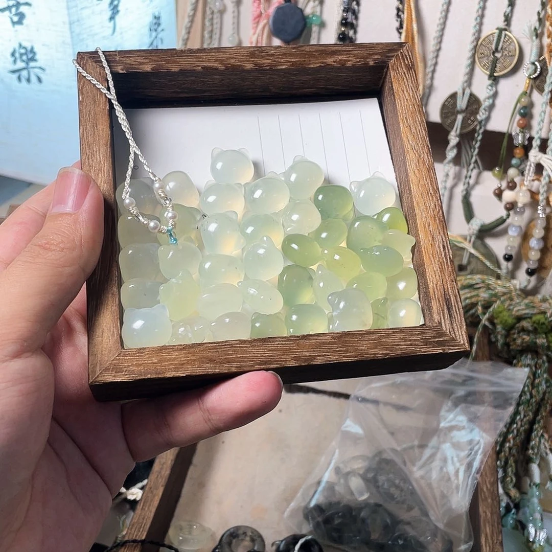 蛇纹石玉合金颈饰