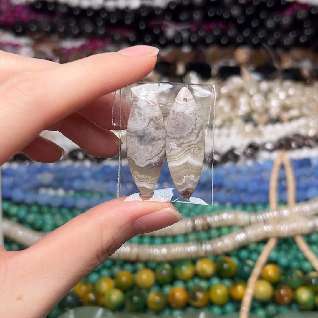 玛瑙/玉髓合金珠宝半成品V330。天然玛瑙吊坠一对