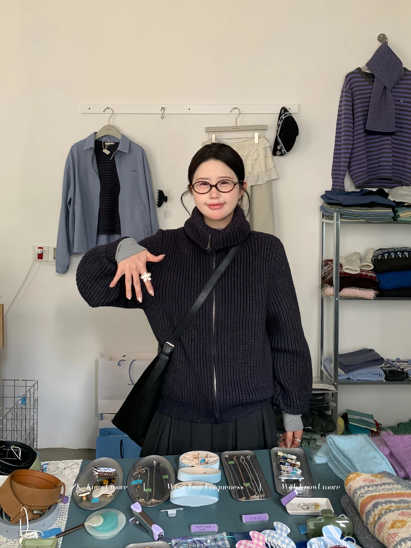 知葵微胖定制【波兰乐章】秋冬慵懒灰色高领拉链针织毛衣12254M0166