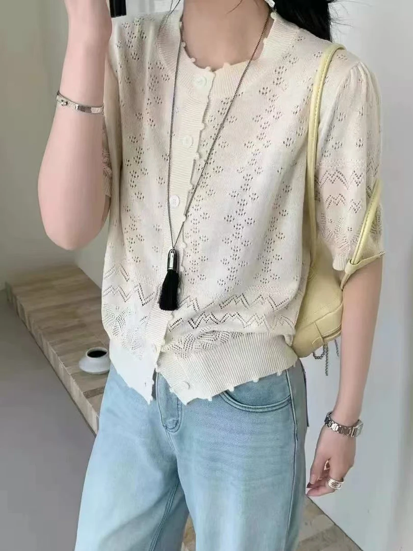 时尚气质漂亮设计感镂空针织衫春秋舒适百搭显瘦女上衣1326