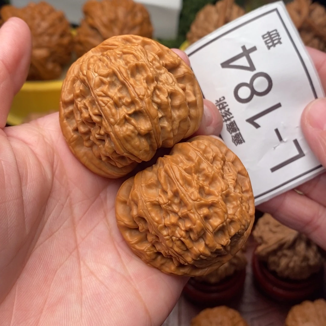 把件文玩核桃狮子头42….