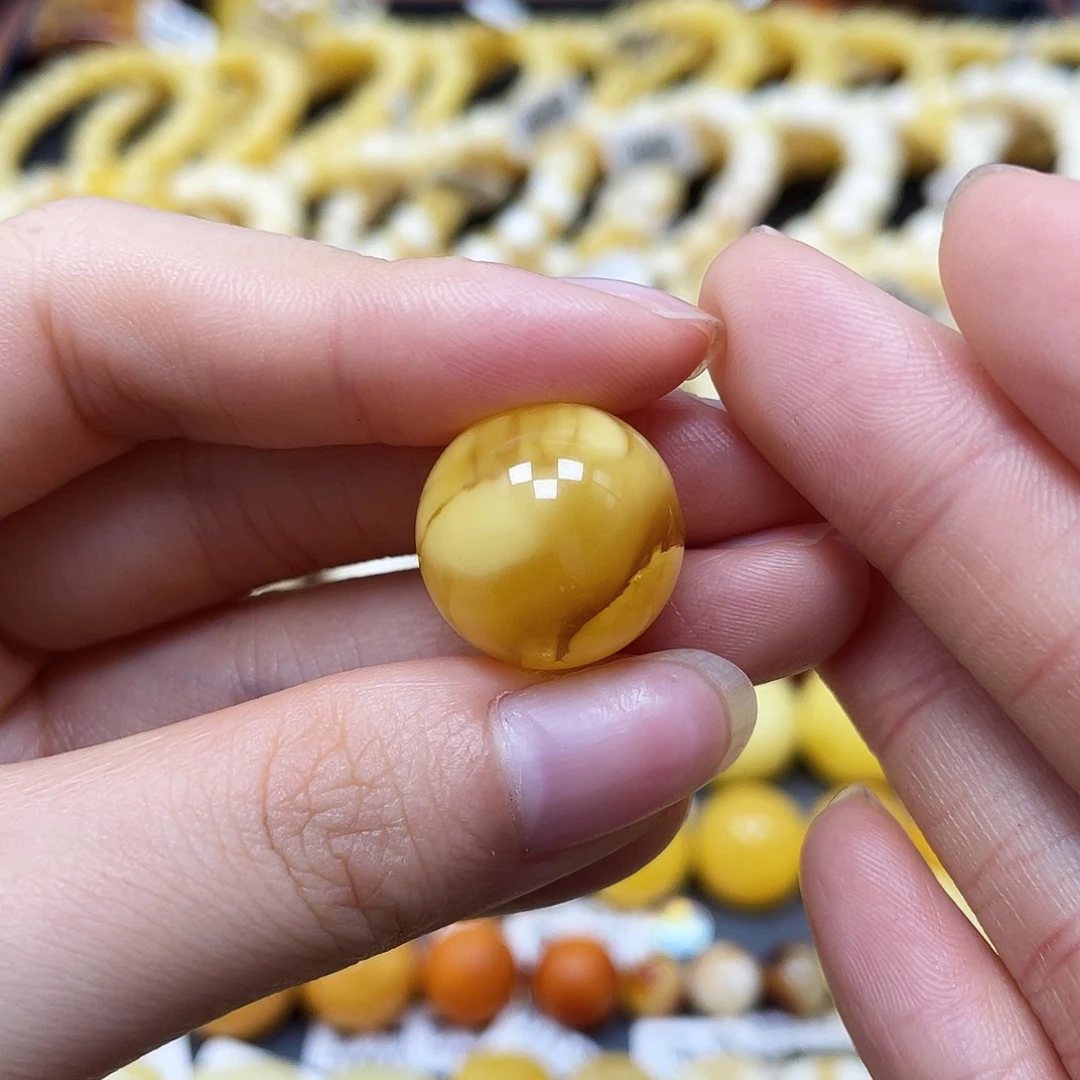 未镶嵌蜜蜡裸石圆珠17.5mm瑕