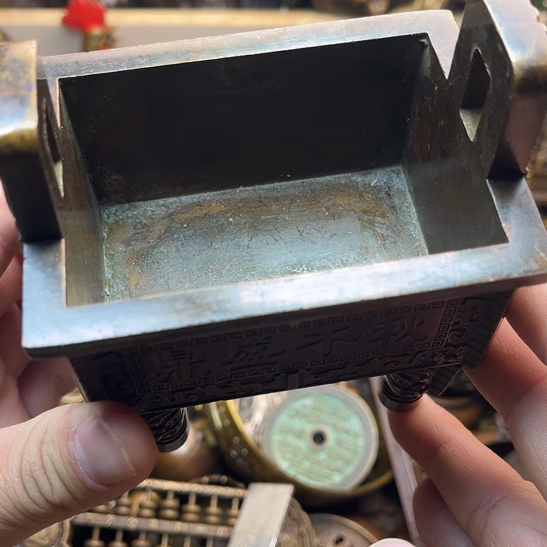 精美铜器工艺品等