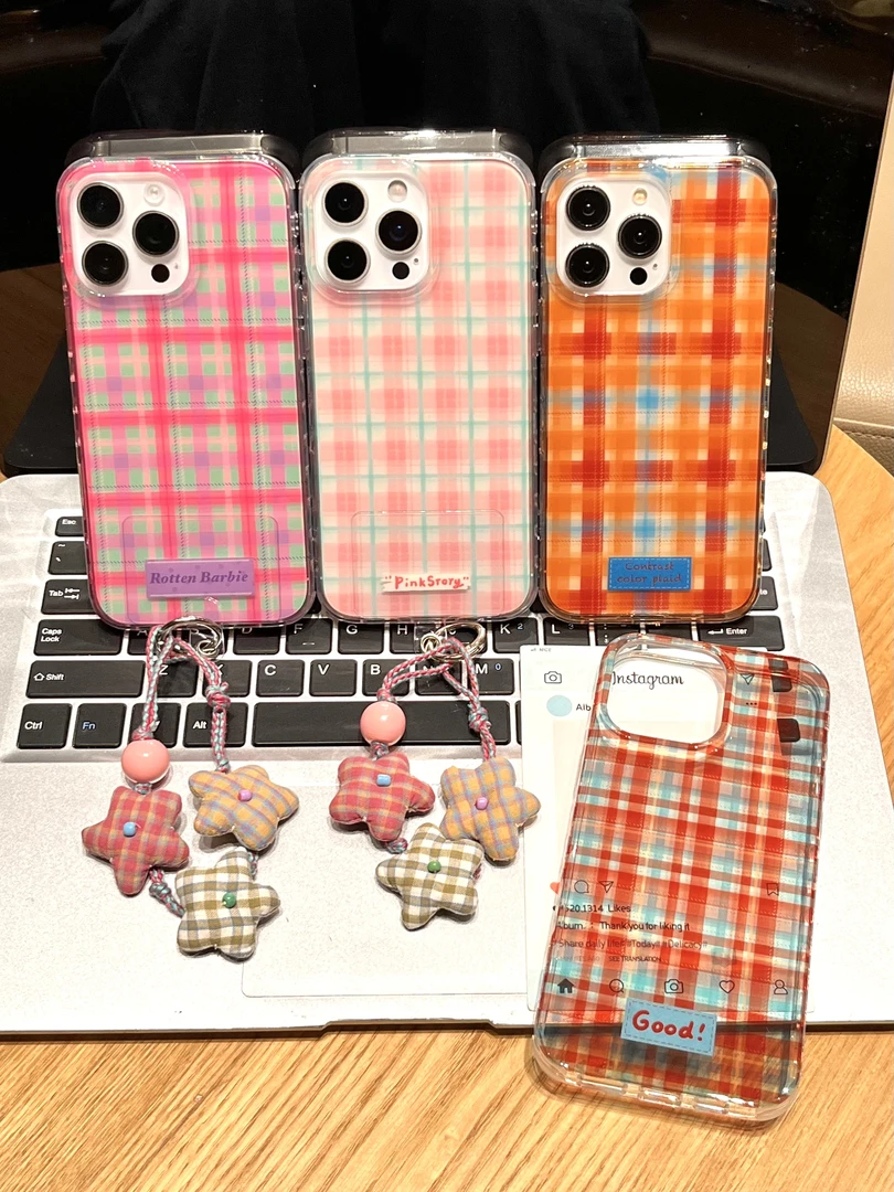 INS风简约格纹花朵挂绳壳适用苹果16/15/14/13全包防摔手机壳