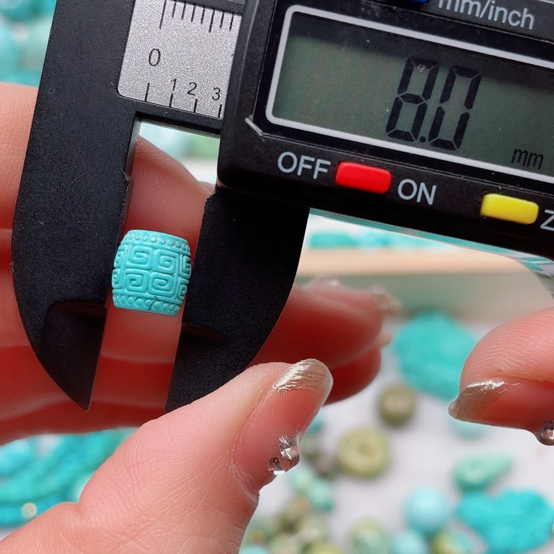 绿松石配饰未镶嵌