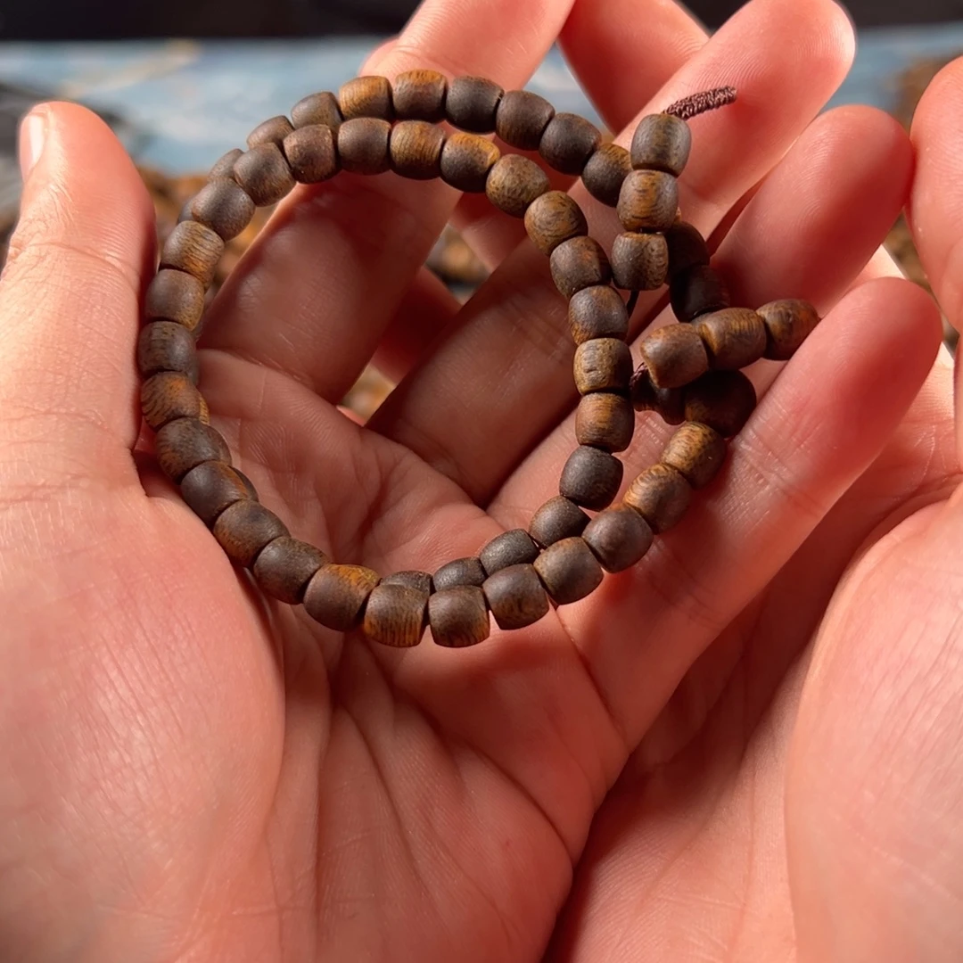 Z***趣沉香手串鼓珠双圈0.6规格13克