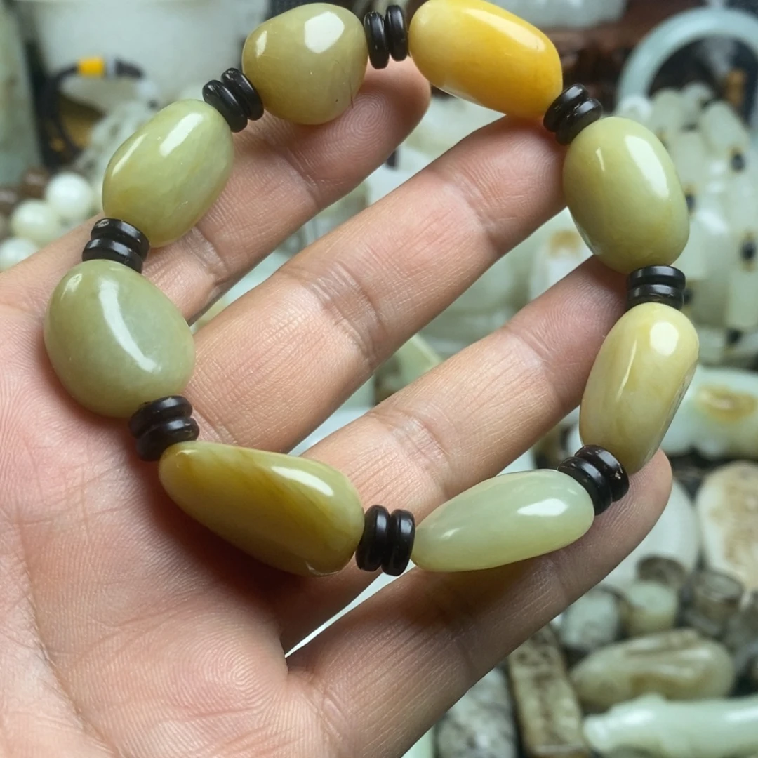 和田玉（糖玉）未镶嵌颈饰