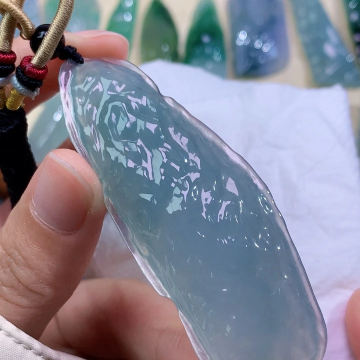 翡翠未镶嵌吊坠(不含链) 2554