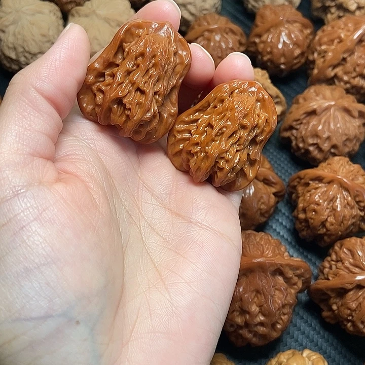 木质类小葫芦。