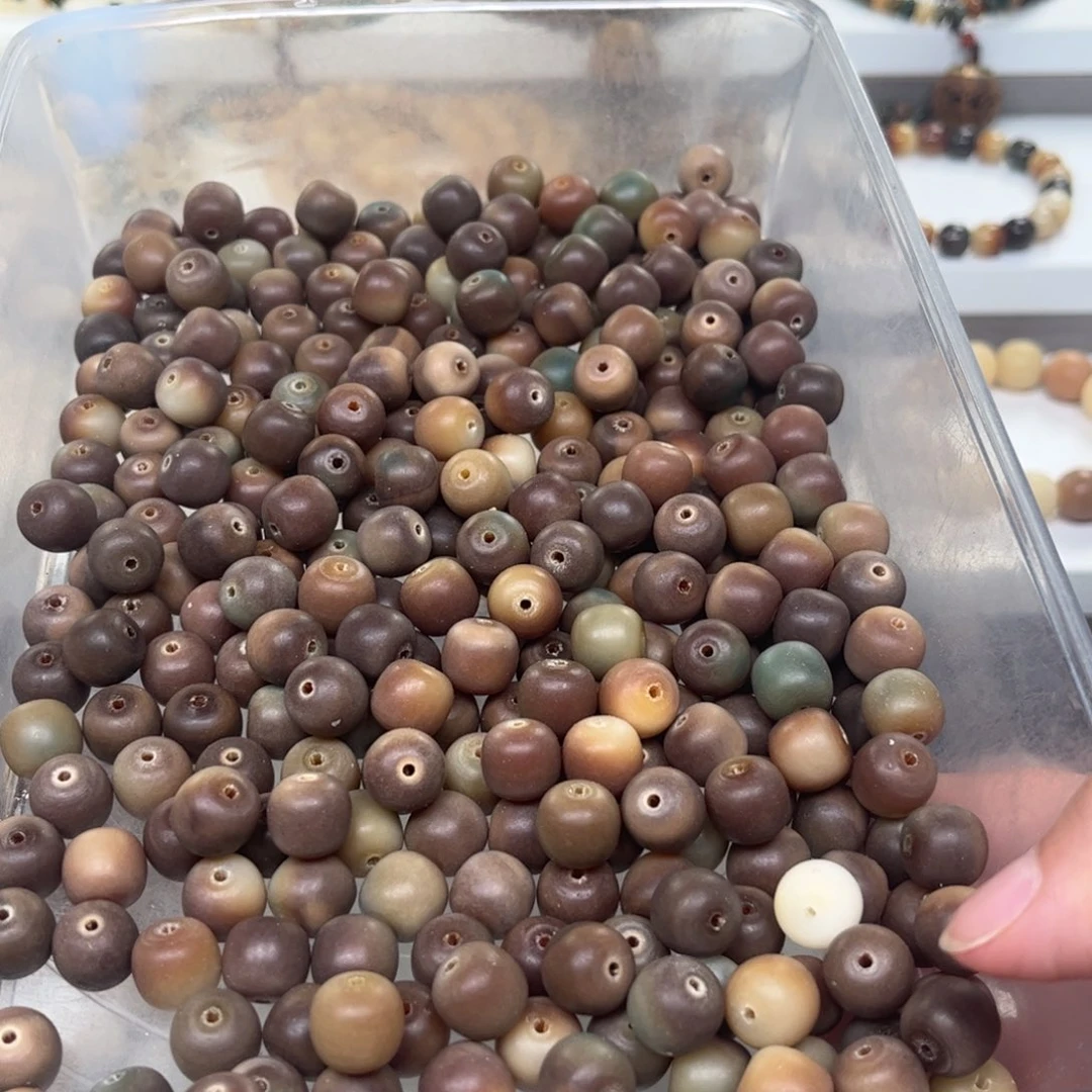 吊坠白玉菩提炫彩桶珠12卡的50颗福利