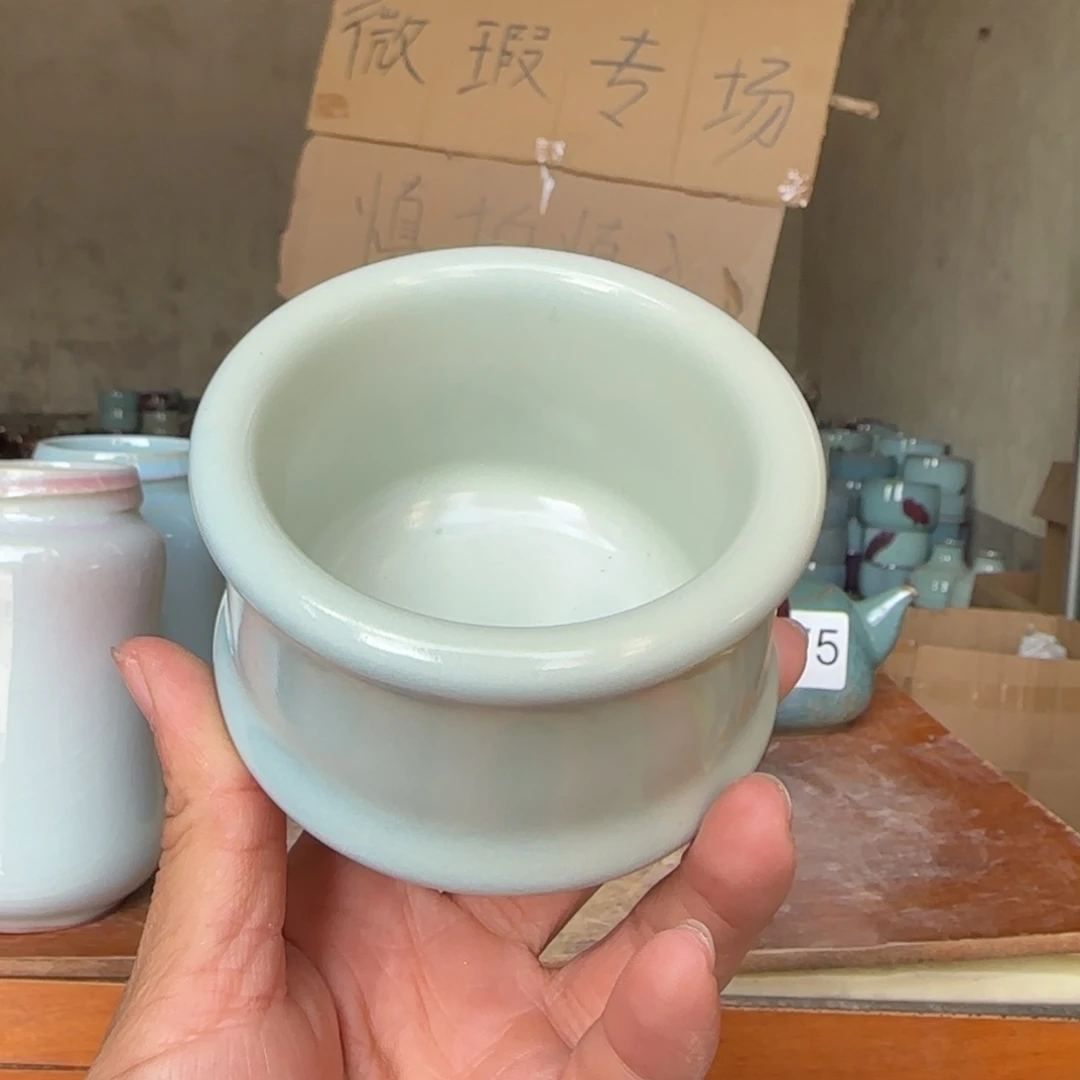 摆件郑家钧瓷摆件