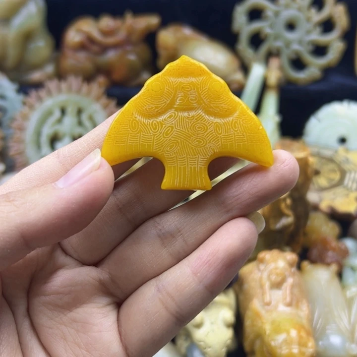 和田玉颈饰未镶嵌41