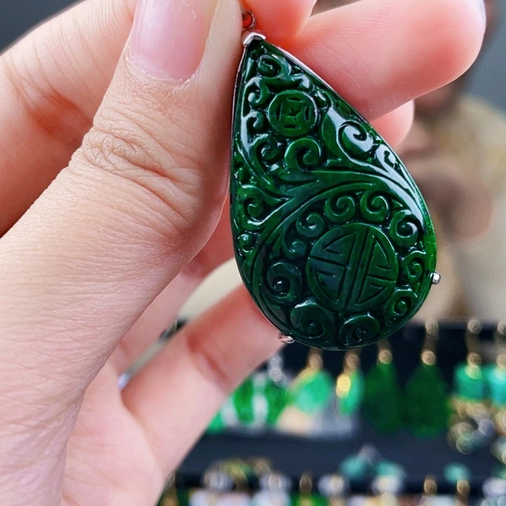 翡翠颈饰银S925镶嵌饰品