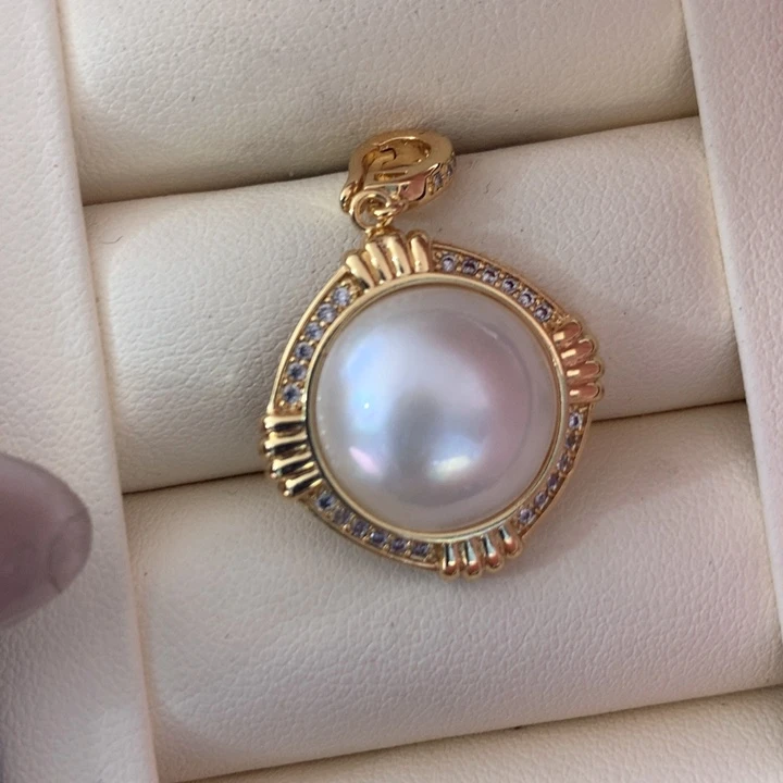 未镶嵌颈饰拼合珍珠（马贝珠）