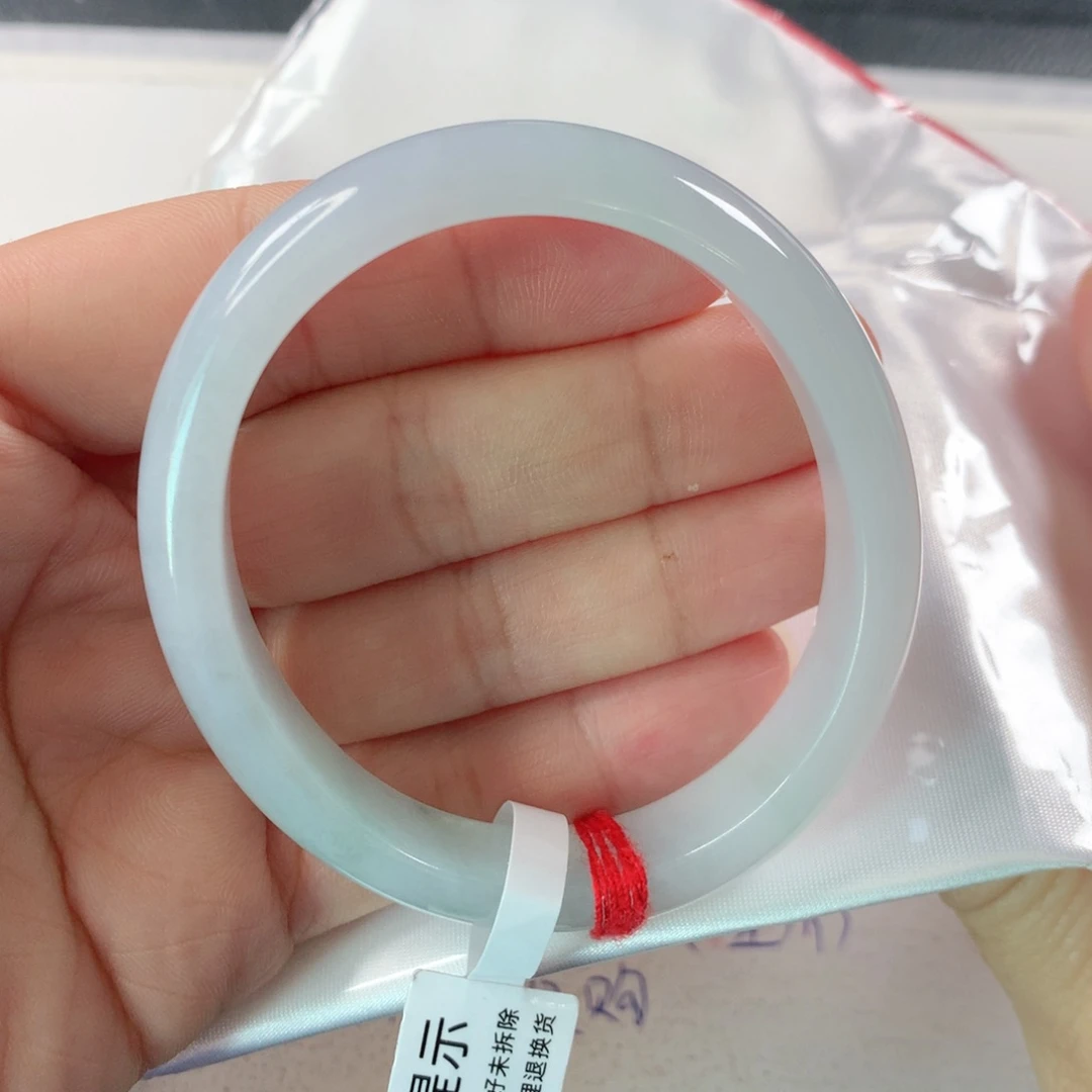 未镶嵌手镯（贵妃镯）翡翠219