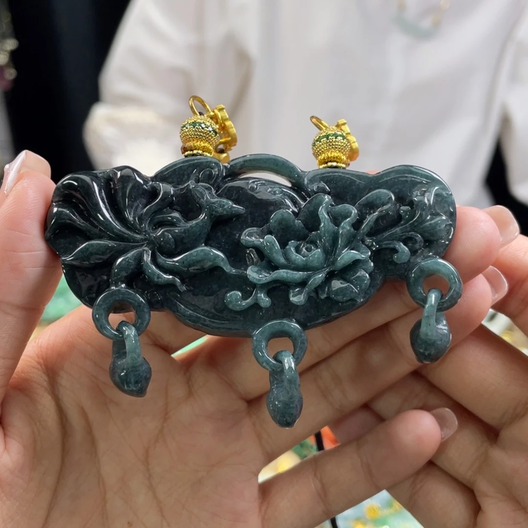 翡翠颈饰未镶嵌代编织