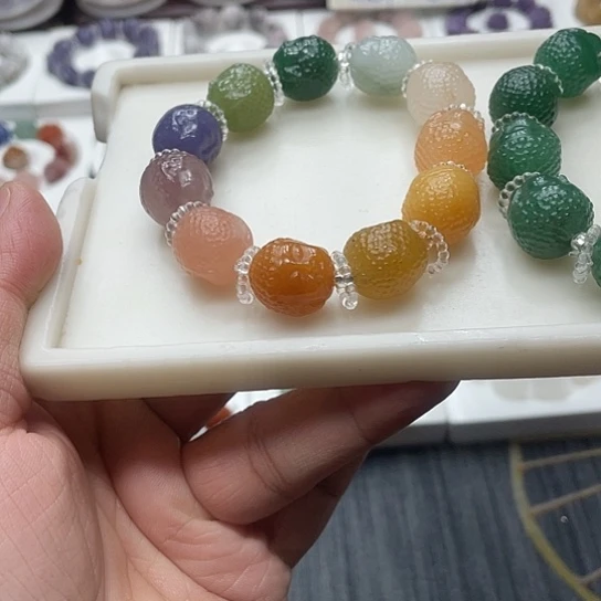 石英质玉（非洲翠）合金手串