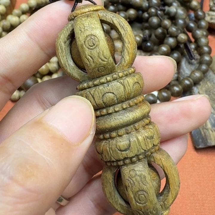 大叶紫檀（黑酸枝木类）